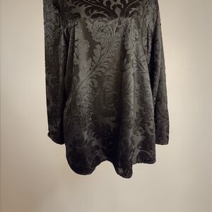 Black Velvet Burnout Long Sleeve Tunic